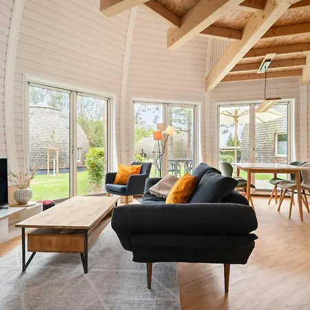 Kugelhaus Kirana - Ruhiges Naturdomizil In Runder Bauweise Am Waldrand Des Tollensesees *