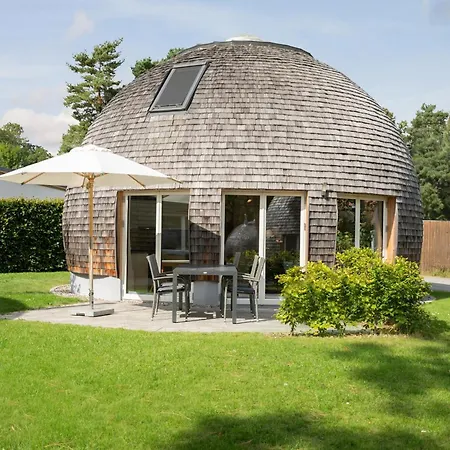 Kugelhaus Kirana - Ruhiges Naturdomizil In Runder Bauweise Am Waldrand Des Tollensesees *