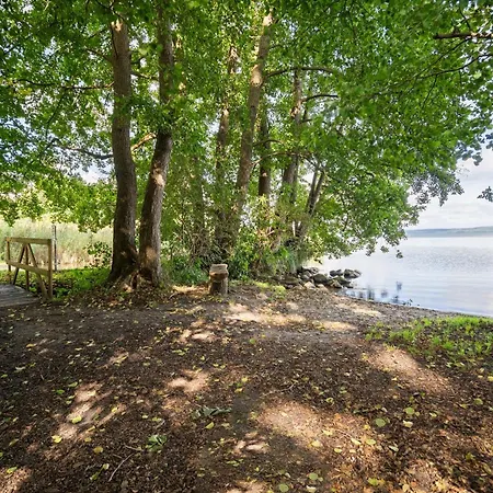 Kugelhaus Kirana - Ruhiges Naturdomizil In Runder Bauweise Am Waldrand Des Tollensesees Penzlin